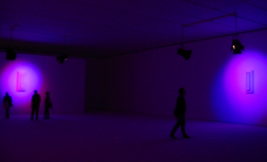 "Dream House" de La Monte Young et Marian Zazeela "Dream House" de La Monte Young et Marian Zazeela